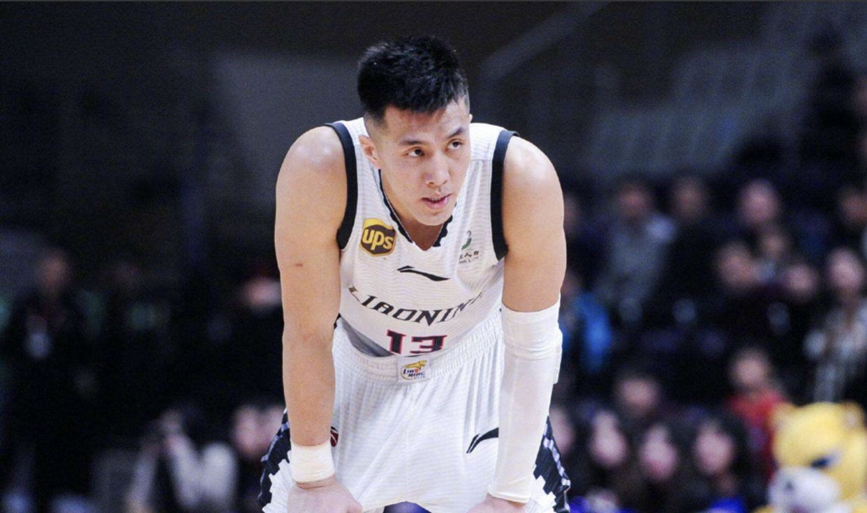 埃因霍温发布备战花絮；关键时刻遗憾出局；CBA常规赛任务艰巨；轮换策略成焦点的简单介绍竞技宝电竞直播