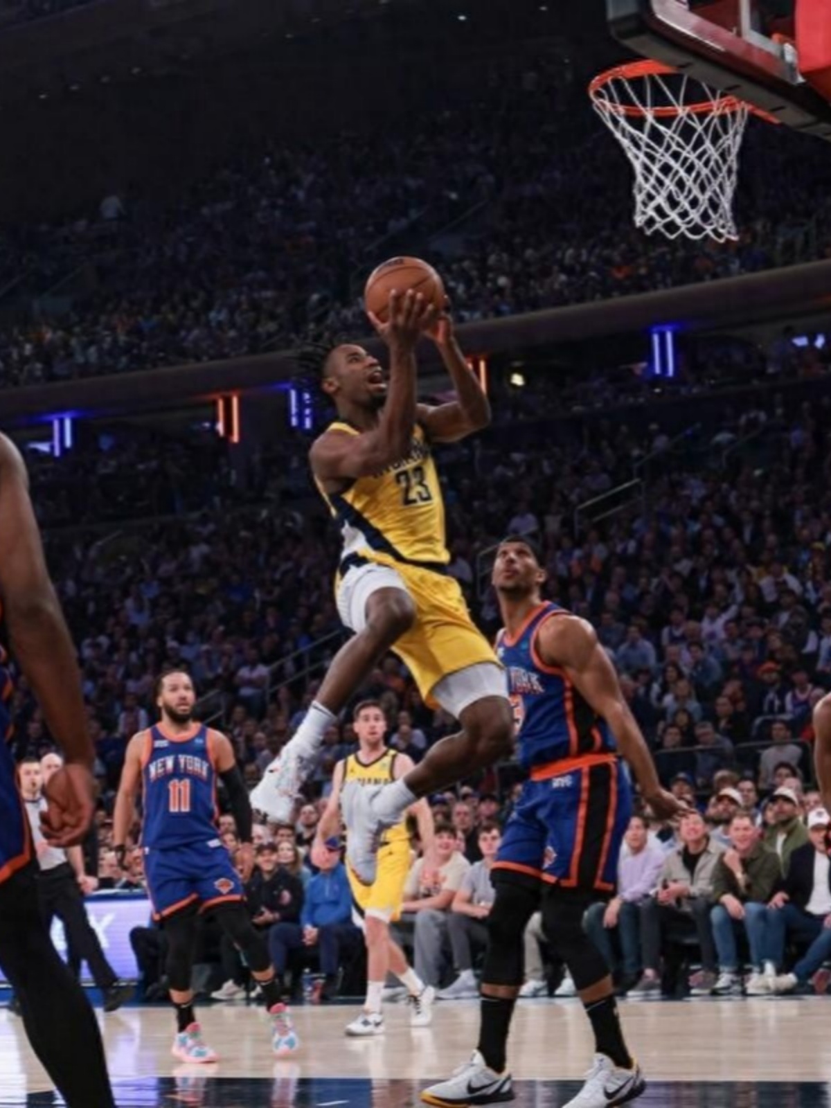 关于今晨纽约尼克斯备战NBA季后赛，单刀错失细节曝光，底气十足，训练强度明显提升的信息竞技宝竞技