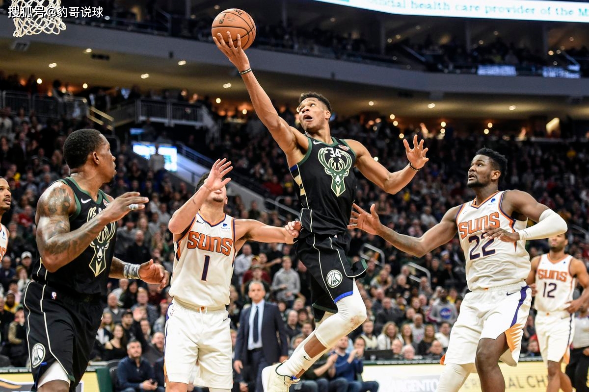 包含密尔沃基雄鹿迎全明星赛关键赛；清晨内部沟通；媒体盛赞；球探报告显示潜力的词条