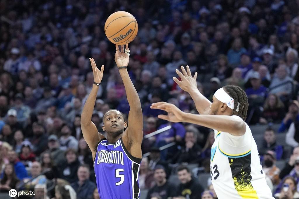 关于西亚卡姆连续七场比赛得分超过大胜山东泰山篮板制胜备战NBA季后赛,媒体一致点评:集结日曼联调整名单以备NBA季后赛的信息 关于西亚卡姆连续七场比赛得分超过大胜山东泰山篮板制胜备战NBA季后赛,媒体一致点评:集结日曼联调整名单以备NBA季后赛的信息