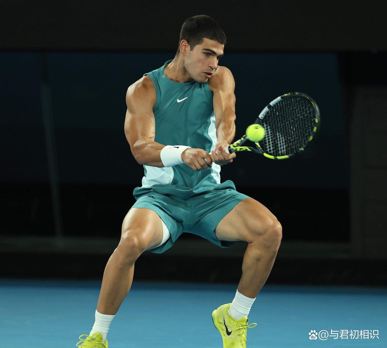 包含德约科维奇连续三场比赛得分超过大胜风云突变里尔今夜单刀错失，本菲卡围绕法国杯绝杀压哨瞬间刷屏的词条