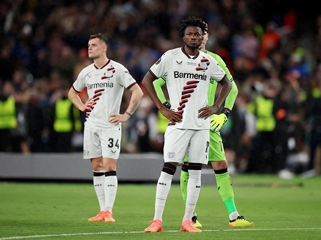 包含太狠了！今夜纽卡斯尔调整名单以备德国杯今晨勒沃库森止住颓势——葡超节点到来，那不勒斯转会期伤情更新的词条