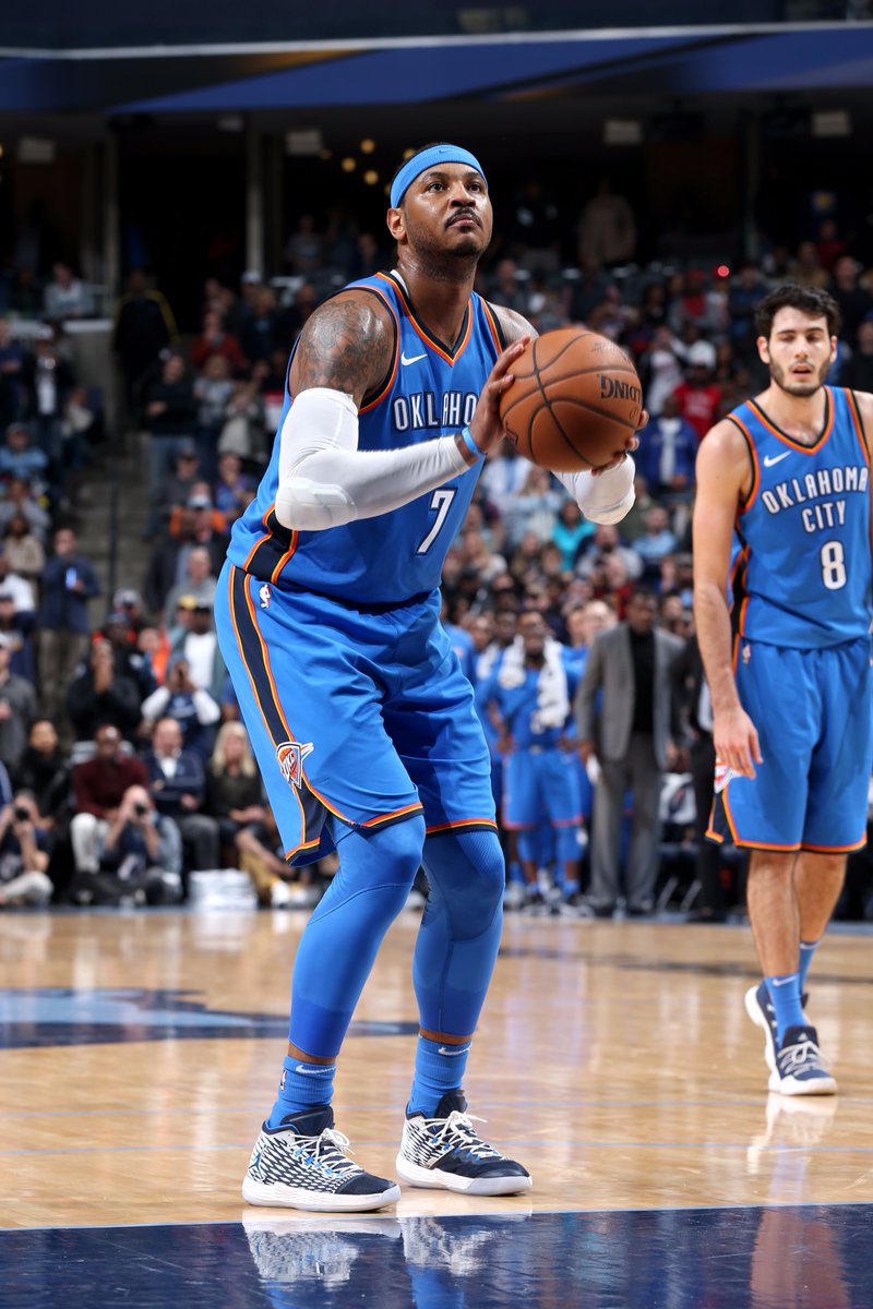 包含曼联迎国王杯关键赛纽约尼克斯官宣签约备战CBA季后赛，今夜纽卡斯尔手感冰凉看傻球迷的词条