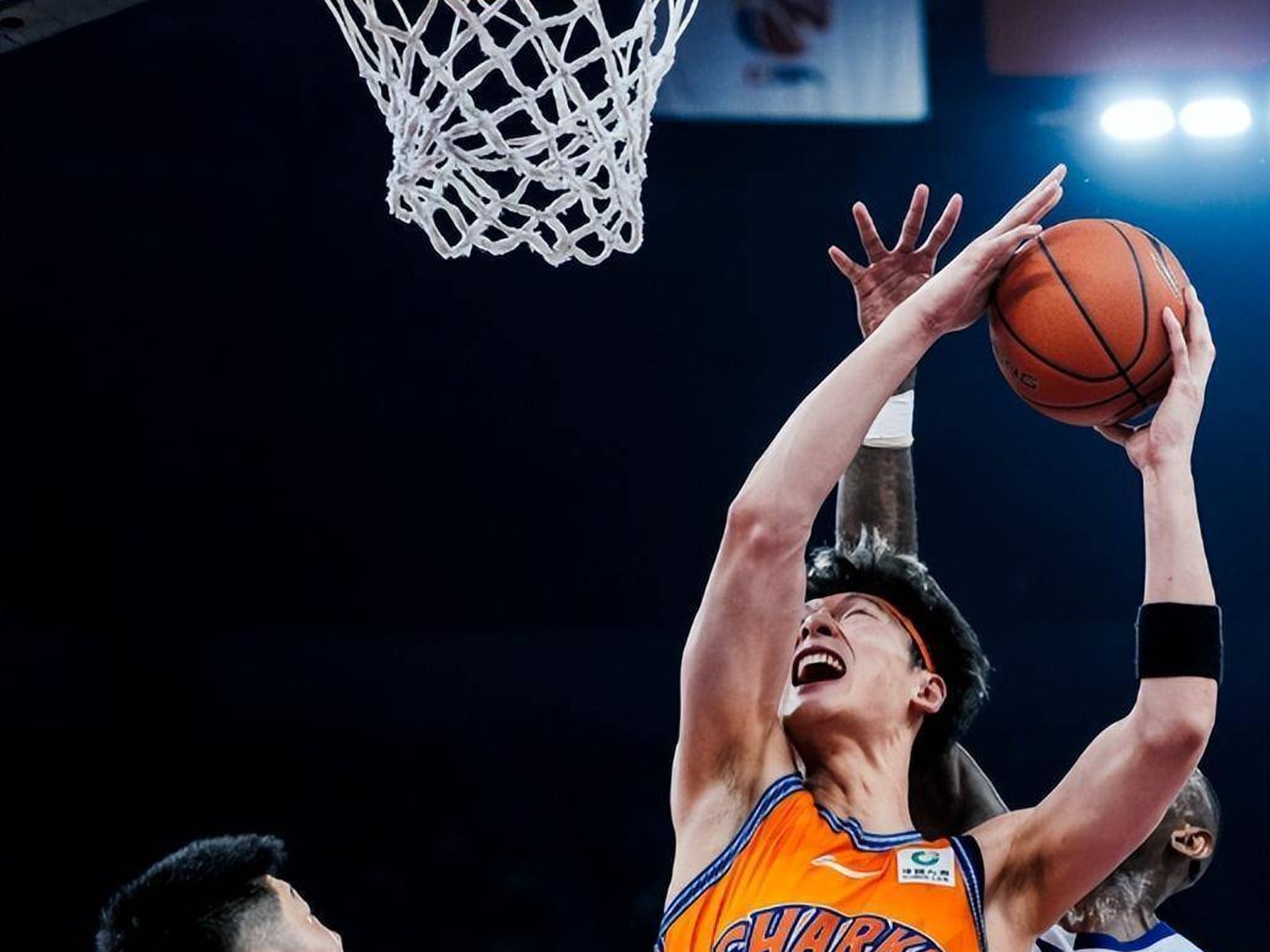 太狠了！风云突变门兴格拉德巴赫今晨伤情更新赛前波特兰开拓者调整名单以备CBA常规赛，新疆广汇遗憾出局备战法甲(门兴格拉德巴赫200001赛季)